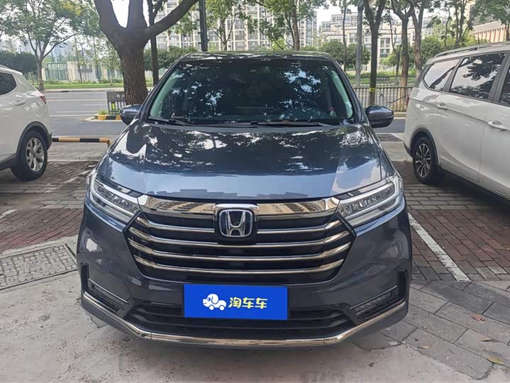 Фото 2 - Honda Odyssey