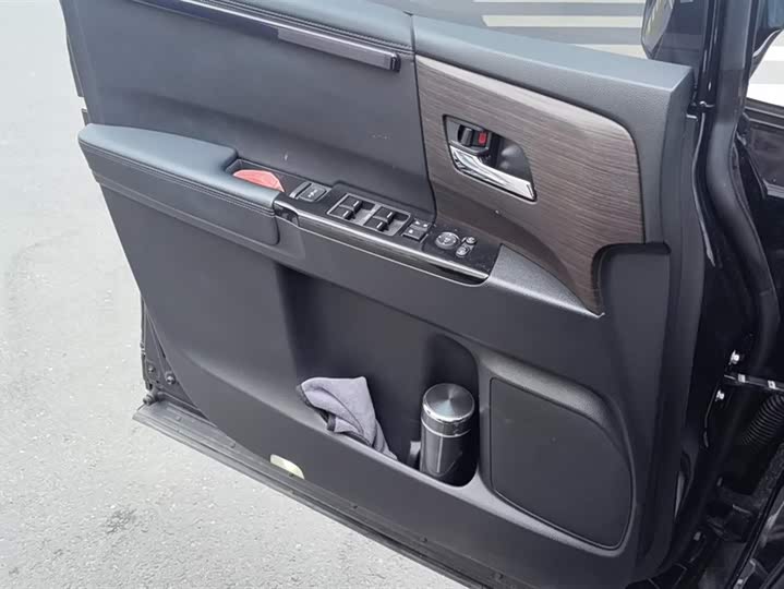 Фото 7 - Honda Odyssey