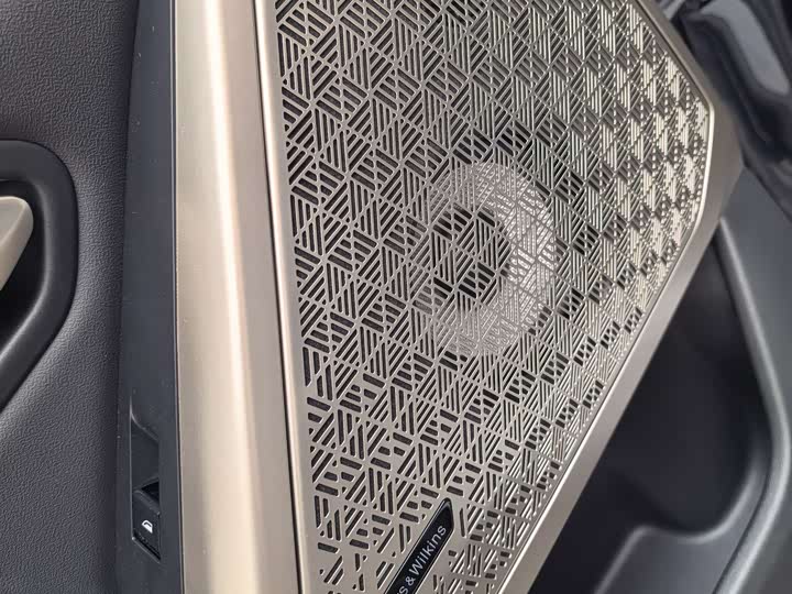 Фото 6 - BMW 5 Series