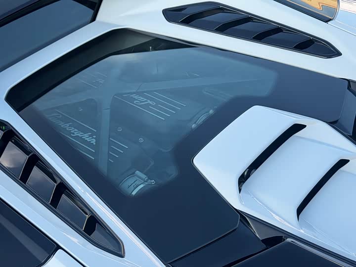 Фото 6 - Lamborghini Huracán