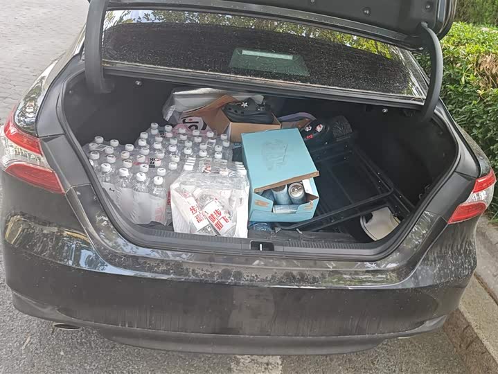 Фото 4 - Toyota Camry