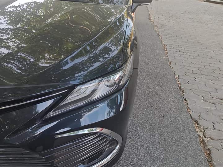 Фото 5 - Toyota Camry