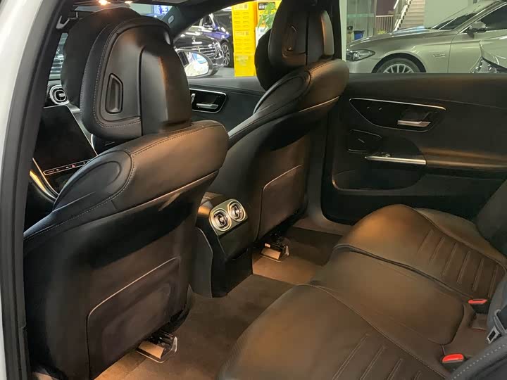 Фото 5 - Mercedes-Benz C-Class