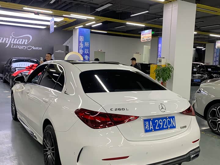 Фото 9 - Mercedes-Benz C-Class