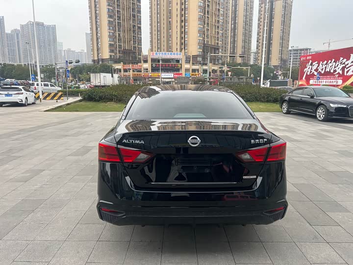 Фото 5 - Nissan Teana