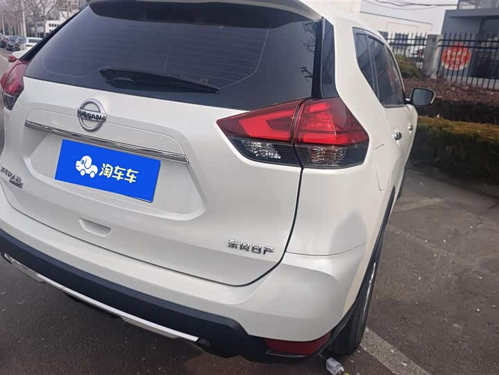 Фото 3 - Nissan X-Trail