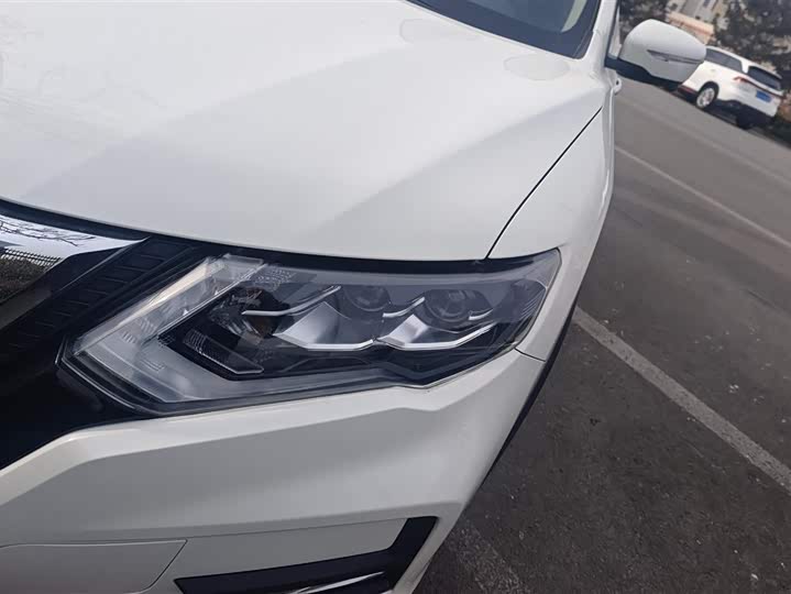 Фото 5 - Nissan X-Trail