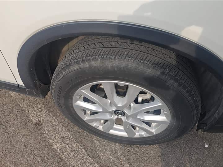 Фото 6 - Nissan X-Trail