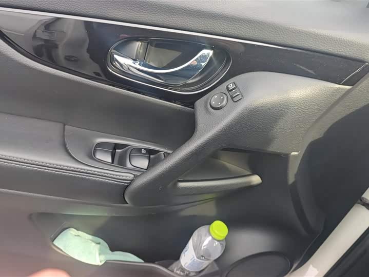 Фото 7 - Nissan X-Trail