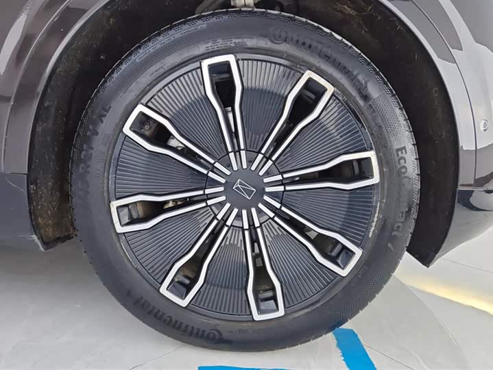 Фото 6 - Avatr 07