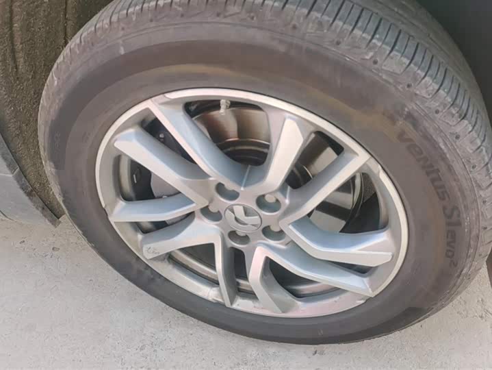 Фото 6 - Nio ES6