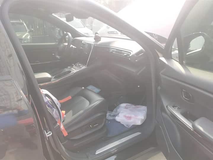 Фото 8 - Nio ES6