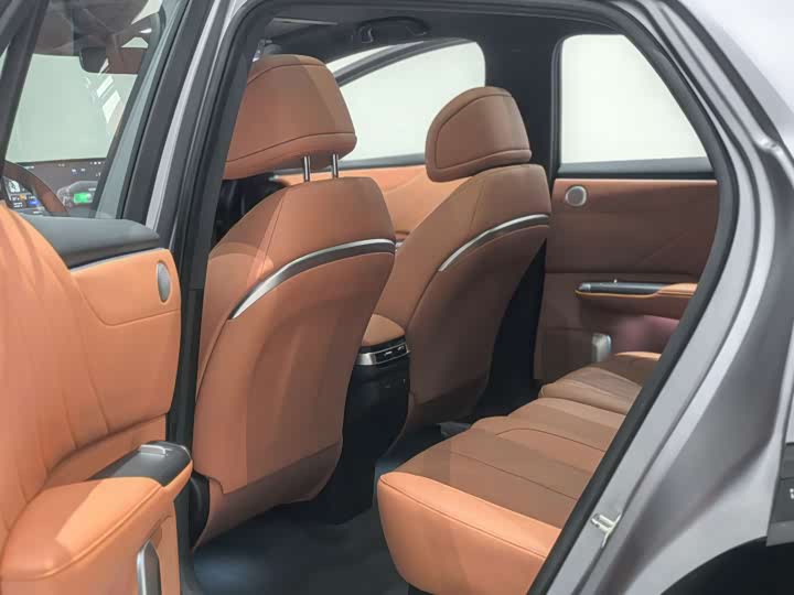 Фото 8 - Changan Qiyuan (Nevo) E07