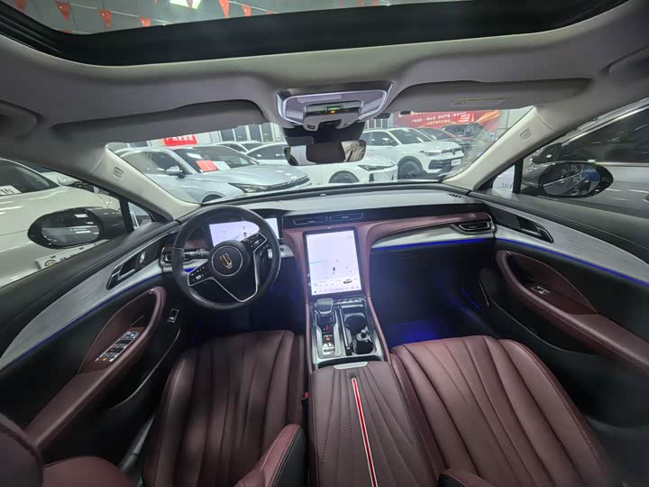 Фото 8 - Hongqi H5