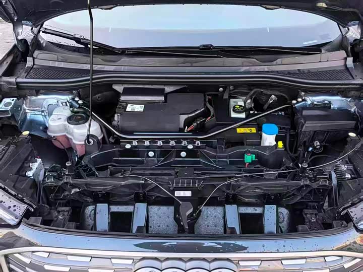 Фото 7 - Audi Q4 e-tron