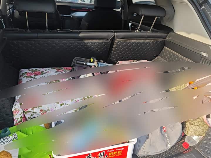 Фото 4 - Geely Coolray