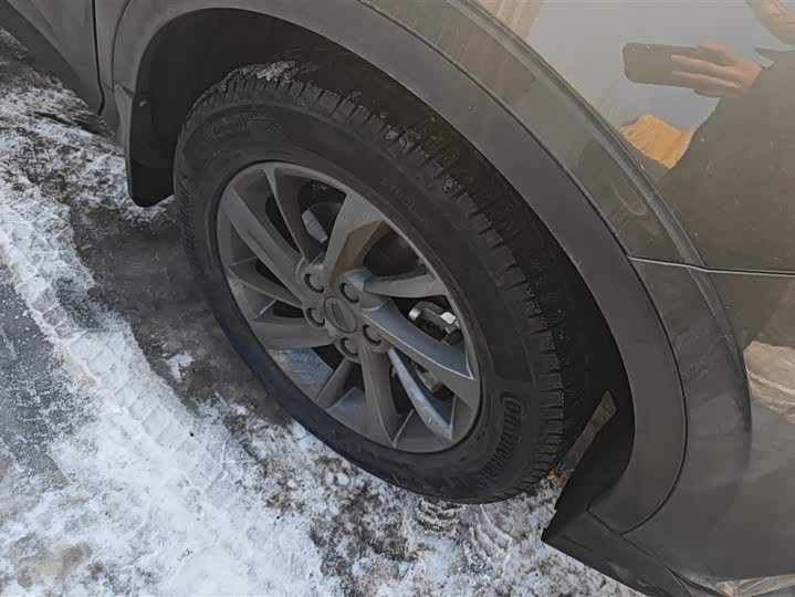 Фото 6 - Geely Coolray