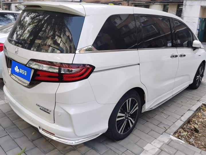 Фото 3 - Honda Odyssey