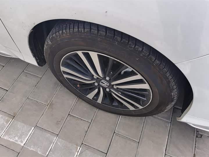 Фото 6 - Honda Odyssey