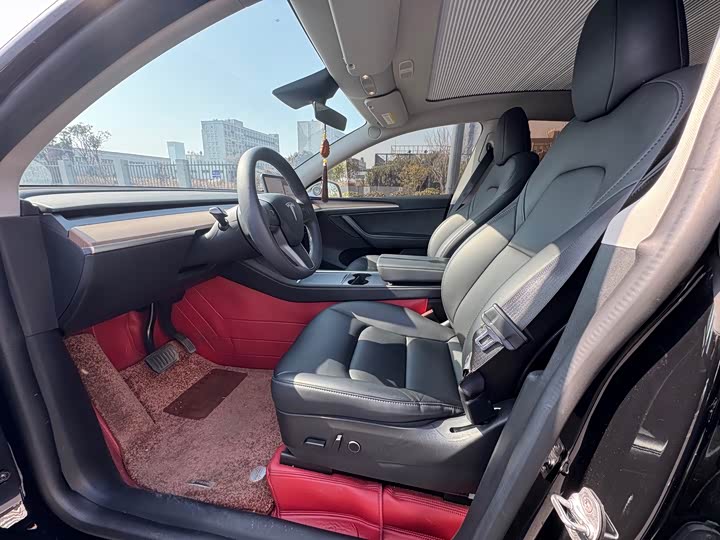 Фото 7 - Tesla Model Y