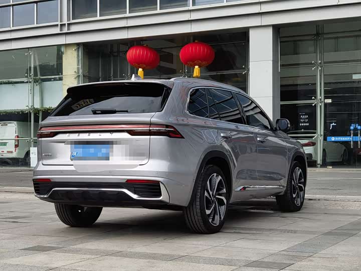 Фото 6 - Geely Monjaro