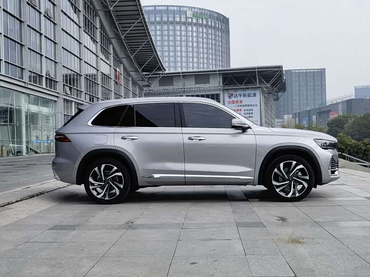 Фото 7 - Geely Monjaro