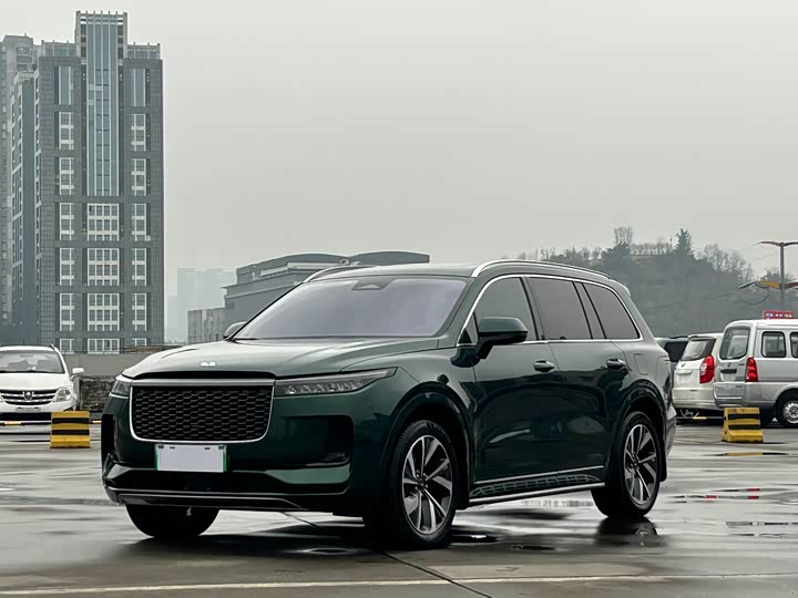 Фото 1 - LiXiang One