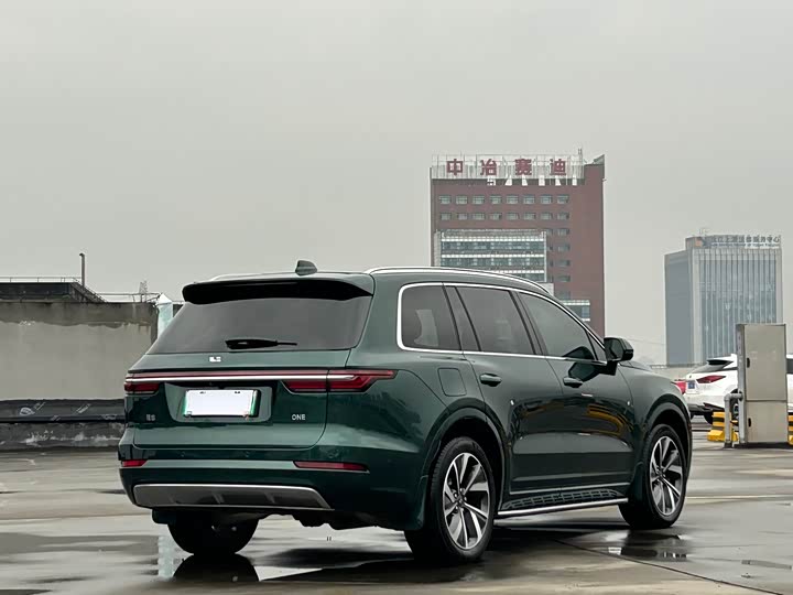 Фото 5 - LiXiang One