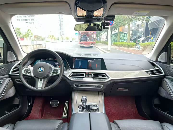 Фото 6 - BMW X7