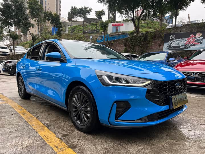 Фото 3 - Ford Focus