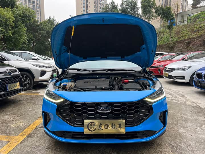 Фото 4 - Ford Focus