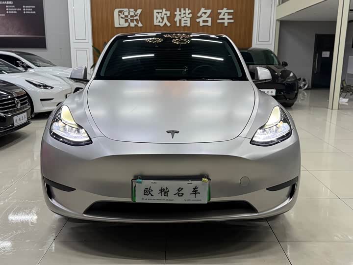 Фото 2 - Tesla Model Y