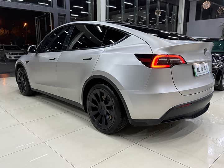 Фото 5 - Tesla Model Y