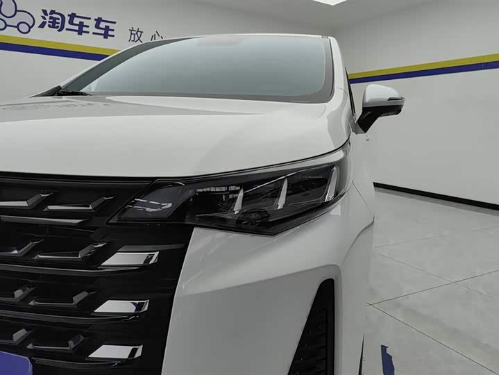 Фото 5 - GAC Trumpchi M6