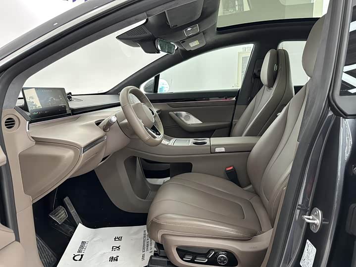 Фото 9 - Luxeed R7