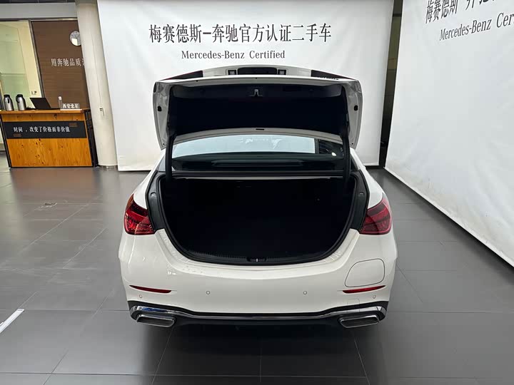 Фото 9 - Mercedes-Benz C-Class Hybrid