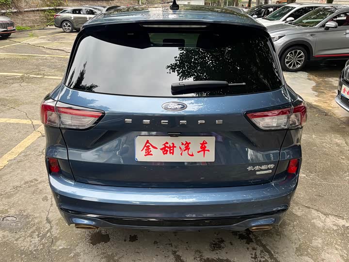 Фото 5 - Ford Escape