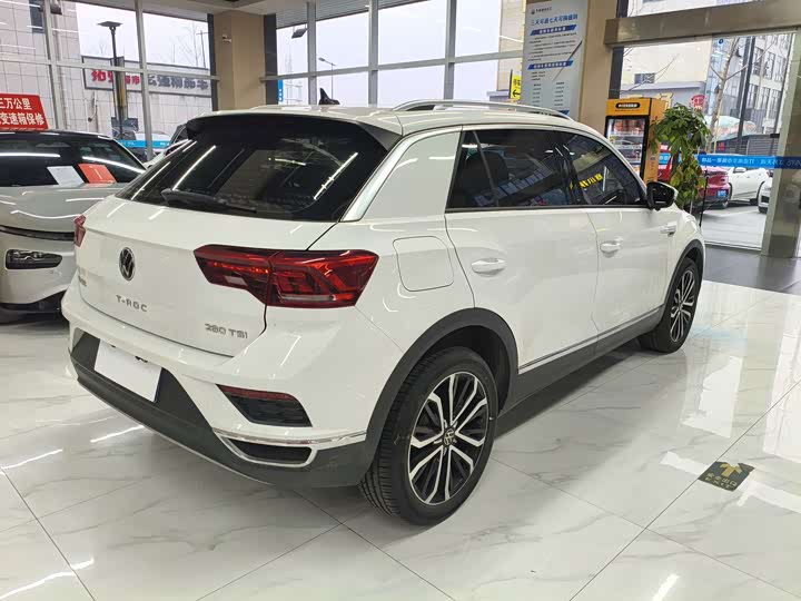 Фото 6 - Volkswagen T-Roc