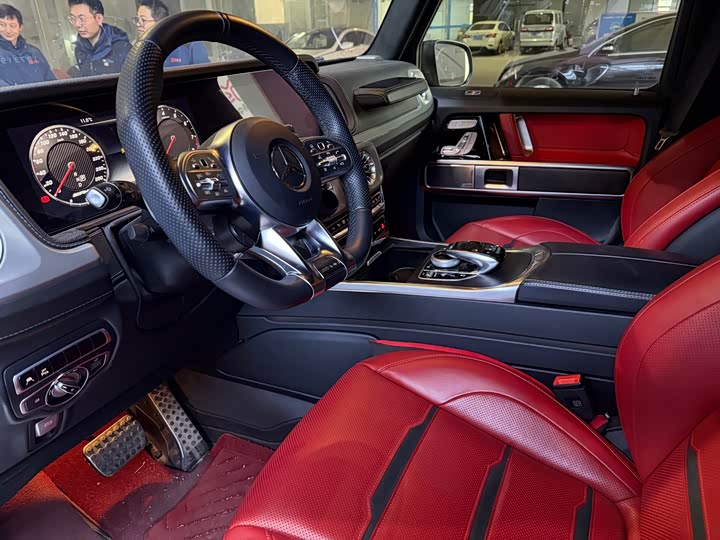 Фото 4 - Mercedes-Benz G-Class AMG