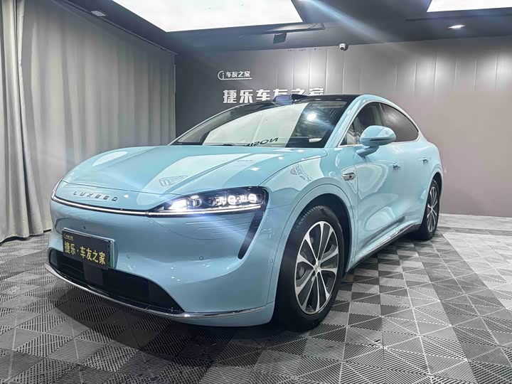 Фото 1 - Luxeed R7