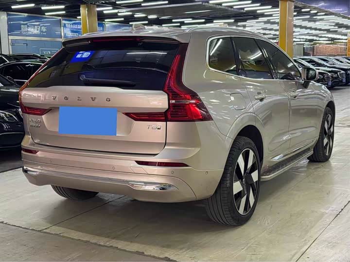 Фото 7 - Volvo XC60 Hybrid