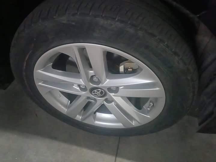 Фото 6 - Toyota Levin