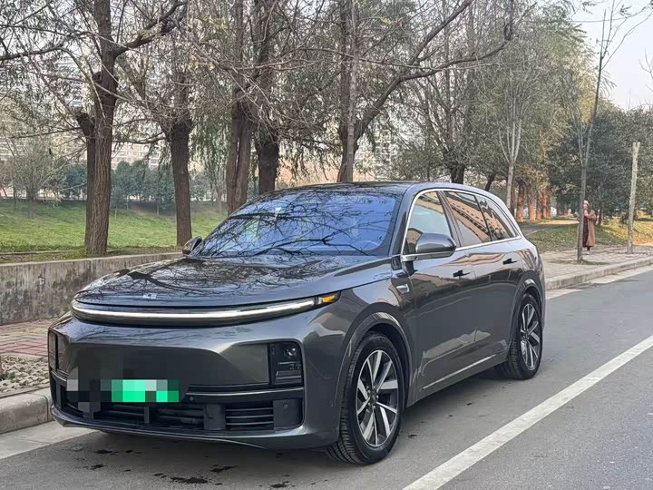 Фото 1 - LiXiang L7