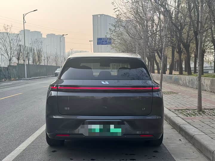 Фото 8 - LiXiang L7