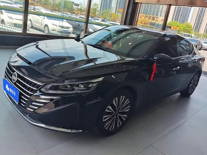 Фото 1 - Nissan Teana