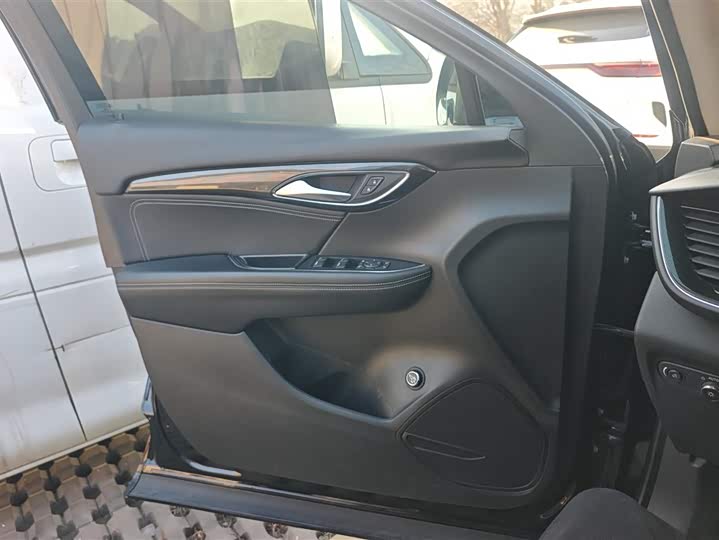 Фото 7 - Buick Envision Plus