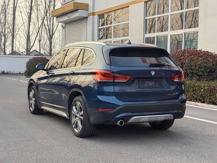 Фото 5 - BMW X1 Hybrid