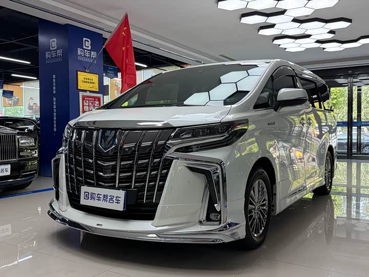 Фото 1 - Toyota Alphard