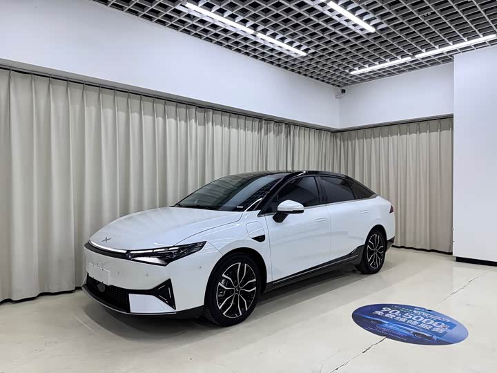 Фото 1 - XPeng P5