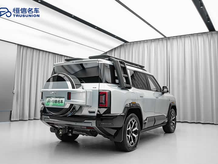 Фото 5 - BYD FangChengBao Leopard 8